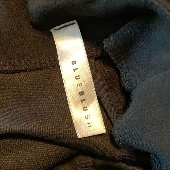 Blue blush black culottes with tie detail - Picture 4 of 10